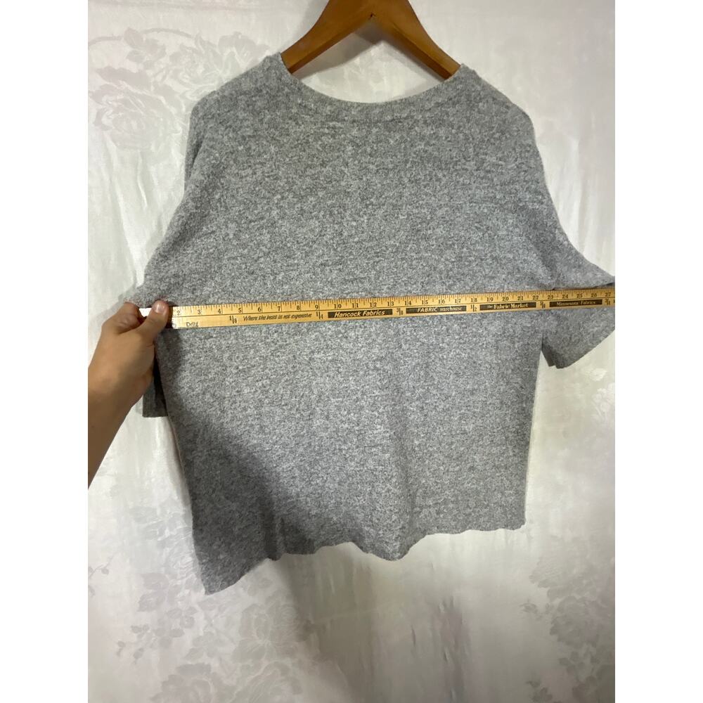 Zara Trafaluc Shirt Small Gray Chest Pocket Sweatshirt Raw Hem Oversized - Picture 8 of 9
